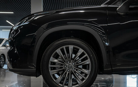 Toyota Highlander, 2026 год, 5 040 000 рублей, 27 фотография