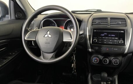 Mitsubishi ASX I рестайлинг, 2013 год, 990 000 рублей, 11 фотография