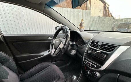 Hyundai Solaris II рестайлинг, 2014 год, 630 000 рублей, 10 фотография