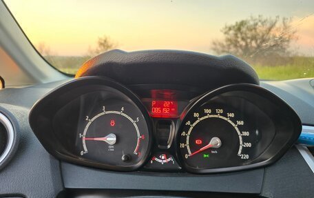 Ford Fiesta, 2012 год, 910 000 рублей, 2 фотография