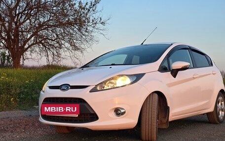 Ford Fiesta, 2012 год, 910 000 рублей, 4 фотография