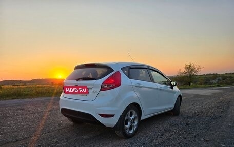 Ford Fiesta, 2012 год, 910 000 рублей, 7 фотография