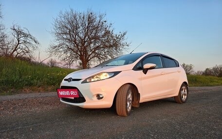 Ford Fiesta, 2012 год, 910 000 рублей, 12 фотография