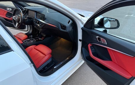 BMW 1 серия, 2021 год, 3 299 000 рублей, 13 фотография