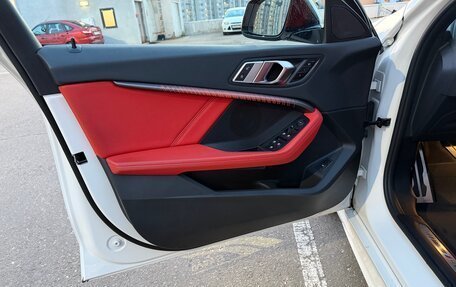 BMW 1 серия, 2021 год, 3 299 000 рублей, 16 фотография