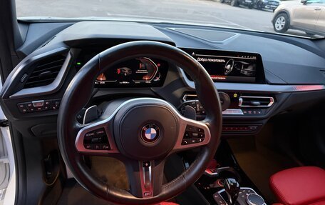BMW 1 серия, 2021 год, 3 299 000 рублей, 23 фотография