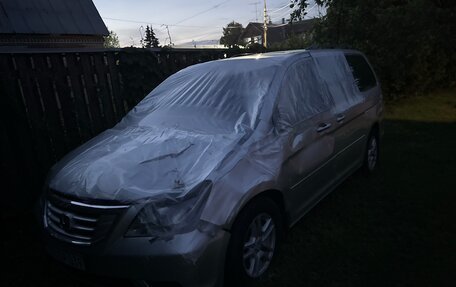 Honda Odyssey (North America) III, 2009 год, 350 000 рублей, 2 фотография