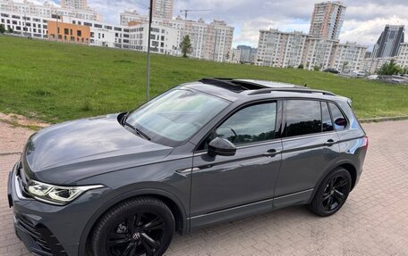 Volkswagen Tiguan II, 2022 год, 2 600 000 рублей, 5 фотография