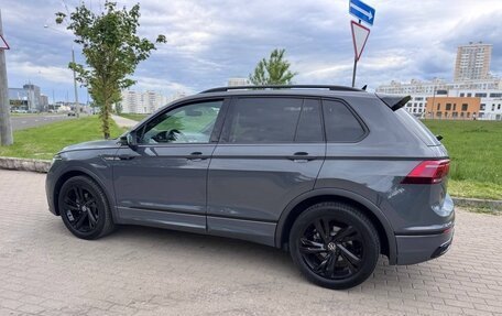 Volkswagen Tiguan II, 2022 год, 2 600 000 рублей, 15 фотография