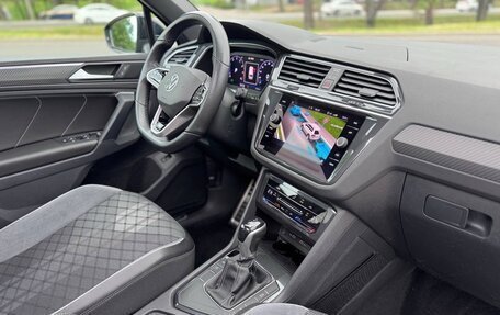 Volkswagen Tiguan II, 2022 год, 2 600 000 рублей, 22 фотография