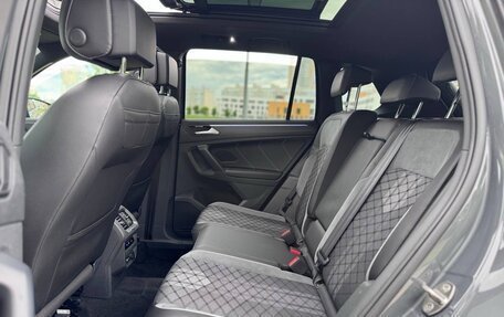 Volkswagen Tiguan II, 2022 год, 2 600 000 рублей, 28 фотография