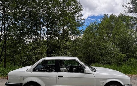 BMW 3 серия, 1985 год, 700 000 рублей, 4 фотография