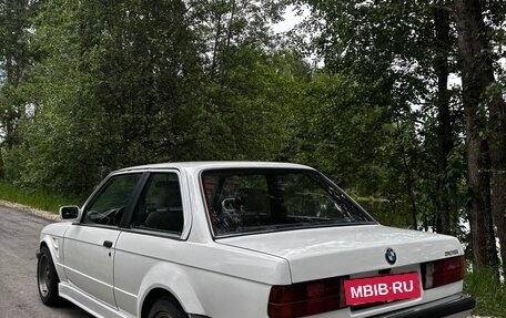 BMW 3 серия, 1985 год, 700 000 рублей, 6 фотография