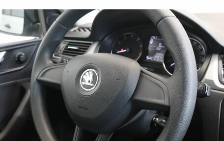 Skoda Rapid I, 2017 год, 1 250 000 рублей, 8 фотография