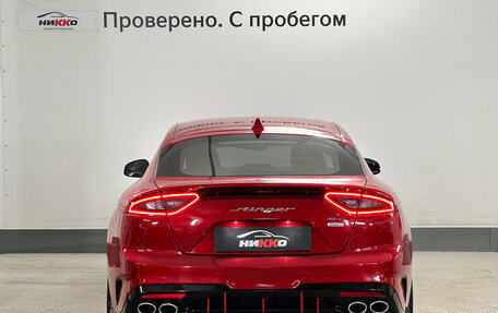 KIA Stinger I, 2020 год, 2 650 000 рублей, 6 фотография