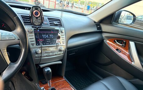 Toyota Camry, 2009 год, 1 100 000 рублей, 11 фотография
