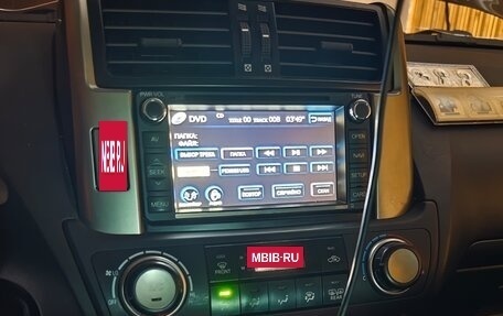 Toyota Land Cruiser Prado 150 рестайлинг 2, 2013 год, 3 700 000 рублей, 4 фотография
