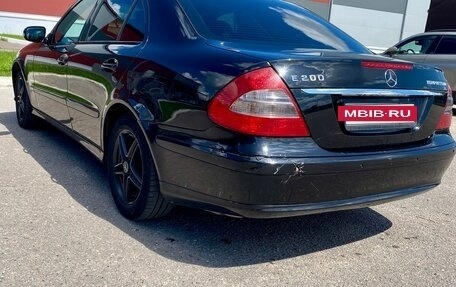 Mercedes-Benz E-Класс, 2007 год, 900 000 рублей, 3 фотография