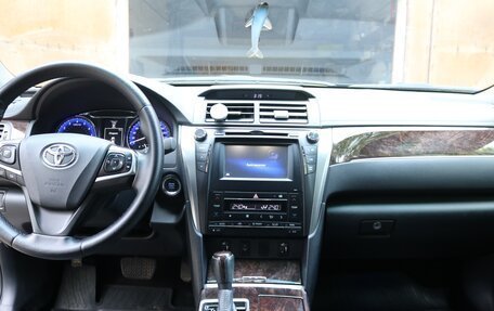 Toyota Camry, 2016 год, 2 299 000 рублей, 8 фотография