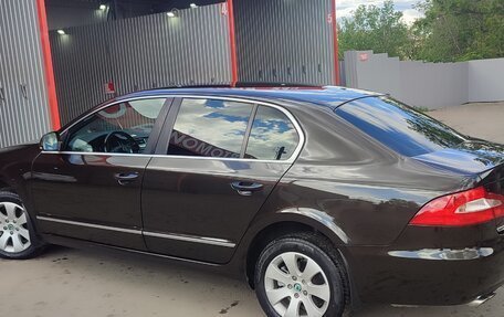 Skoda Superb III рестайлинг, 2013 год, 1 280 000 рублей, 7 фотография