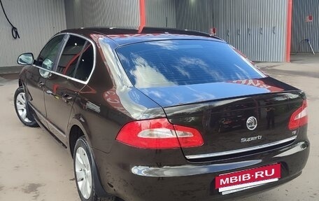 Skoda Superb III рестайлинг, 2013 год, 1 280 000 рублей, 8 фотография