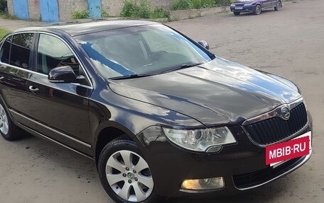 Skoda Superb III рестайлинг, 2013 год, 1 280 000 рублей, 10 фотография
