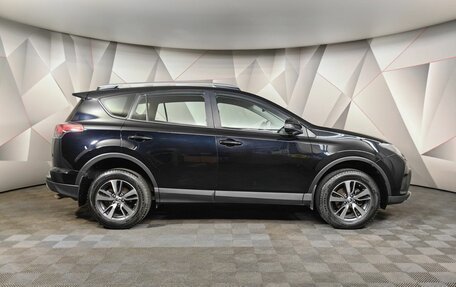 Toyota RAV4, 2017 год, 1 971 000 рублей, 6 фотография