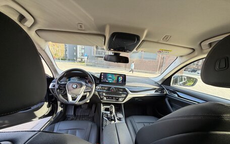 BMW 5 серия, 2021 год, 3 000 000 рублей, 7 фотография