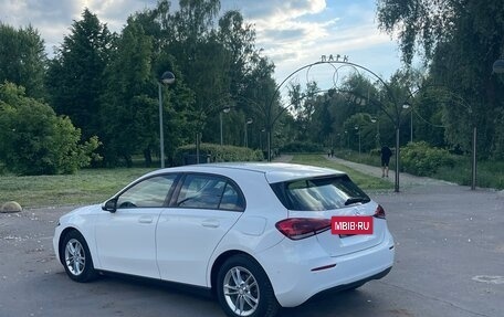 Mercedes-Benz A-Класс, 2018 год, 1 800 000 рублей, 11 фотография