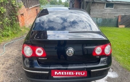 Volkswagen Passat B6, 2010 год, 700 000 рублей, 2 фотография