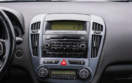 KIA cee'd I рестайлинг, 2009 год, 660 000 рублей, 15 фотография