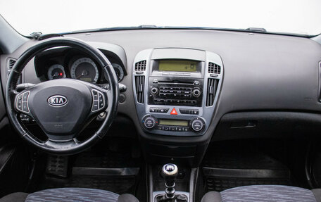 KIA cee'd I рестайлинг, 2009 год, 660 000 рублей, 14 фотография