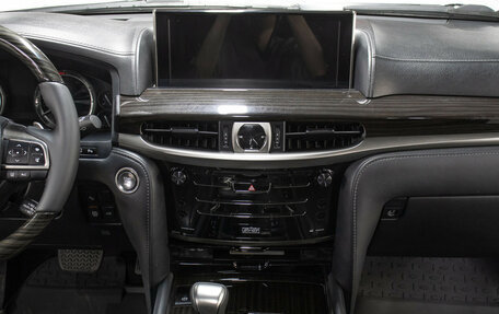 Lexus LX III, 2019 год, 9 350 000 рублей, 16 фотография