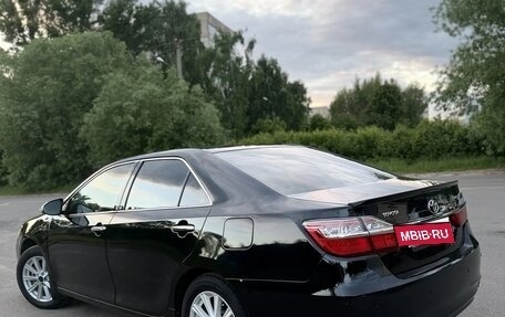 Toyota Camry, 2016 год, 1 980 000 рублей, 7 фотография