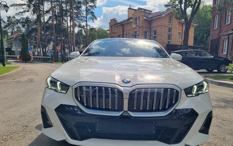 BMW 5 серия, 2023 год, 7 800 000 рублей, 10 фотография