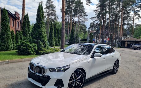 BMW 5 серия, 2023 год, 7 800 000 рублей, 3 фотография