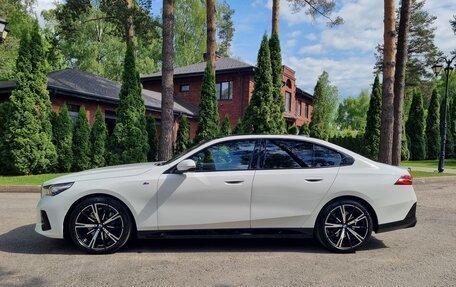 BMW 5 серия, 2023 год, 7 800 000 рублей, 8 фотография