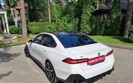 BMW 5 серия, 2023 год, 7 800 000 рублей, 7 фотография
