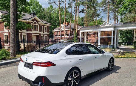 BMW 5 серия, 2023 год, 7 800 000 рублей, 13 фотография