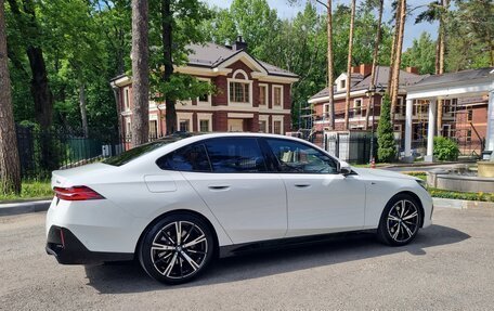BMW 5 серия, 2023 год, 7 800 000 рублей, 14 фотография
