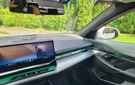 BMW 5 серия, 2023 год, 7 800 000 рублей, 30 фотография