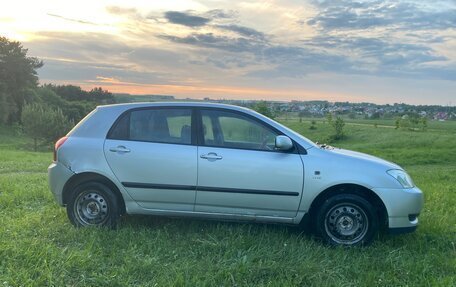 Toyota Corolla, 2003 год, 399 999 рублей, 3 фотография