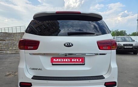 KIA Carnival III, 2018 год, 2 890 000 рублей, 6 фотография