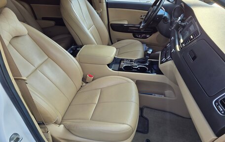 KIA Carnival III, 2018 год, 2 890 000 рублей, 27 фотография