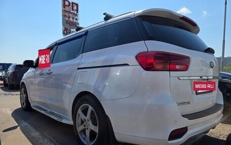 KIA Carnival III, 2018 год, 2 890 000 рублей, 30 фотография