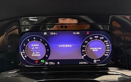 Volkswagen Golf VIII, 2023 год, 1 780 000 рублей, 9 фотография