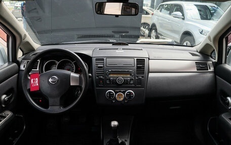 Nissan Tiida, 2010 год, 700 000 рублей, 10 фотография