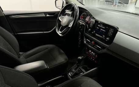 Volkswagen Polo VI (EU Market), 2021 год, 1 270 000 рублей, 21 фотография