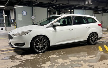 Ford Focus III, 2017 год, 800 000 рублей, 2 фотография