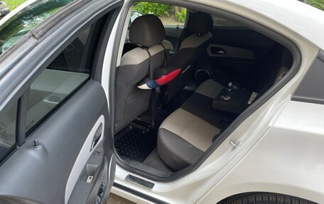 Chevrolet Cruze II, 2011 год, 700 000 рублей, 12 фотография